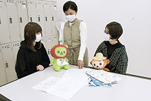 キャラ縫いぐるみの服を手作り