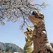 信州新町で9月、恐竜イベント