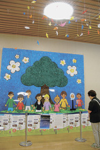 平和願い折り鶴巨大アート