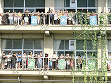 三輪小西校舎に感謝の撮影