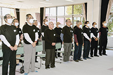 脳喝倶楽部に「社会参加章」